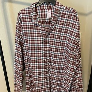 Brooks Brothers Long Sleeve Button Down Shirt